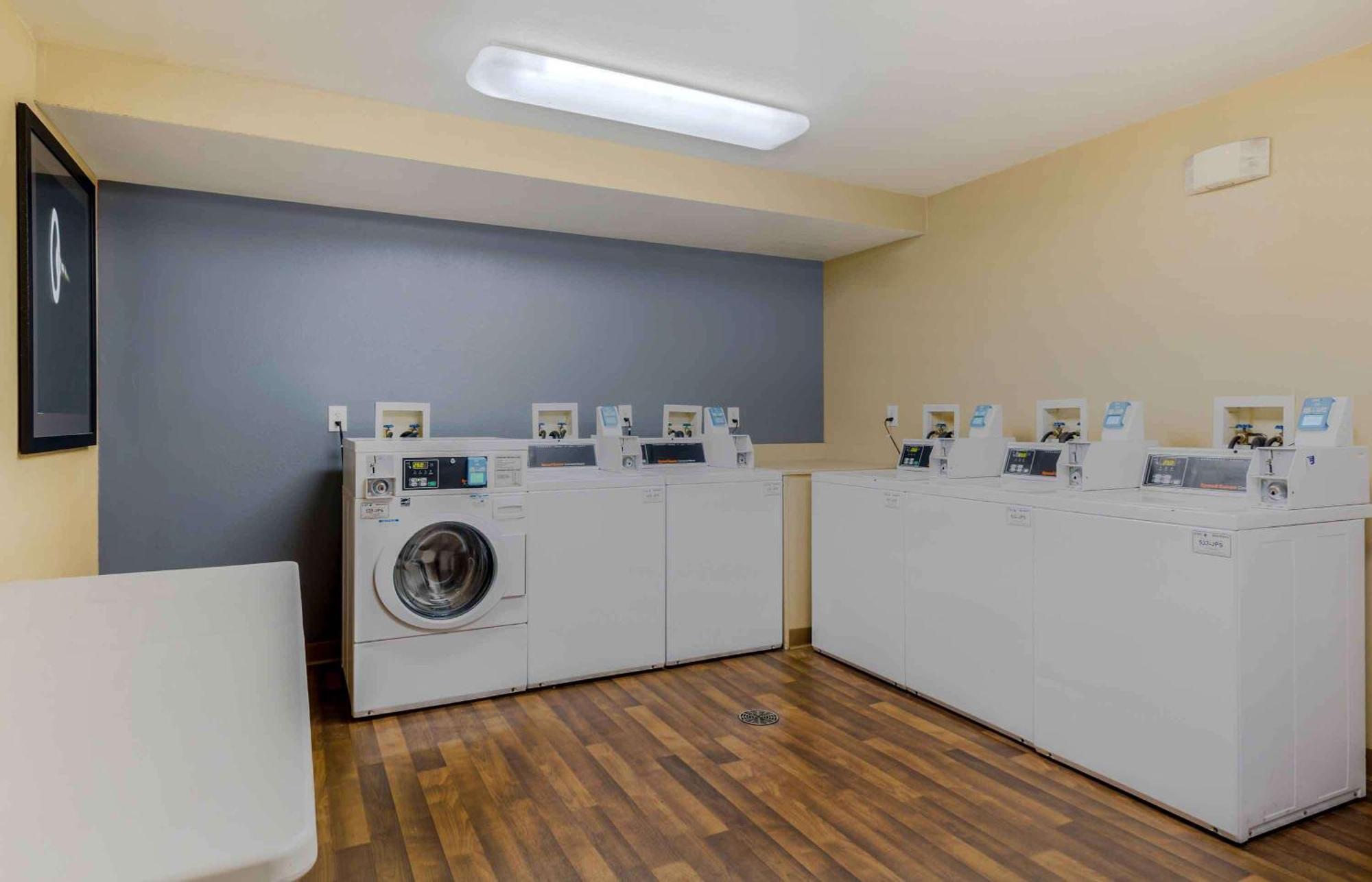 Extended Stay America Suites - Boston - Waltham - 52 4Th Ave Eksteriør bilde