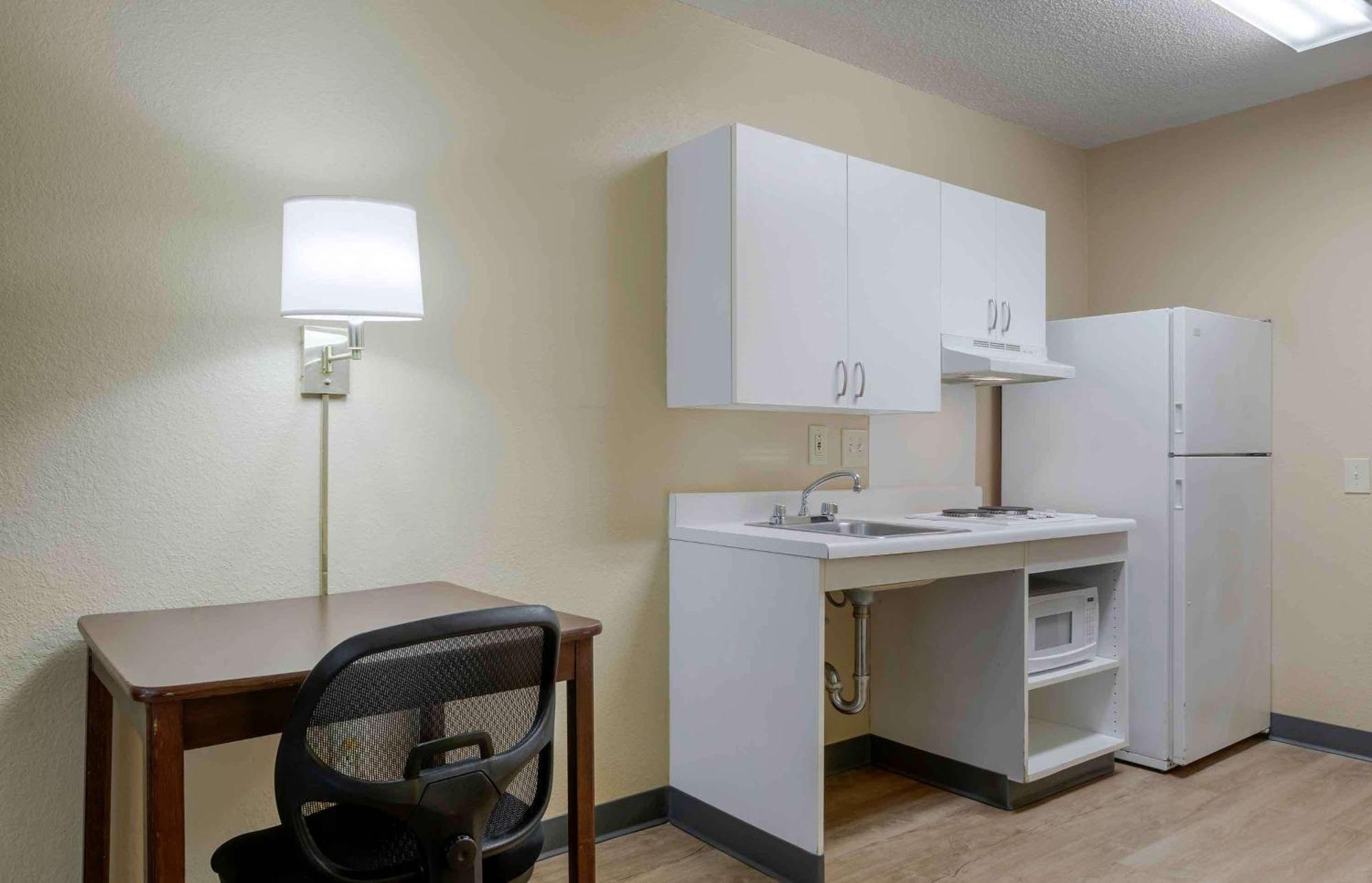Extended Stay America Suites - Boston - Waltham - 52 4Th Ave Eksteriør bilde