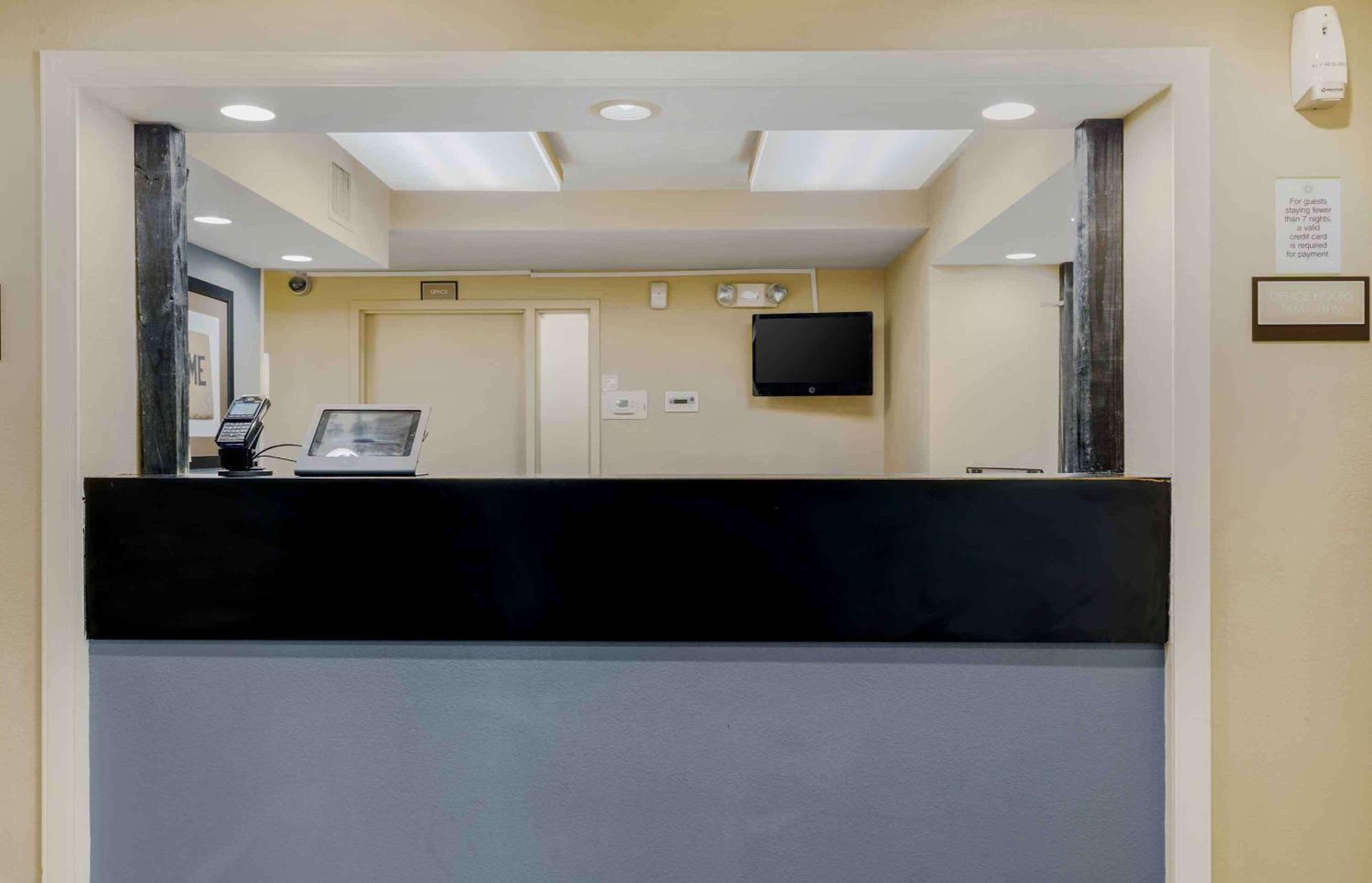 Extended Stay America Suites - Boston - Waltham - 52 4Th Ave Eksteriør bilde