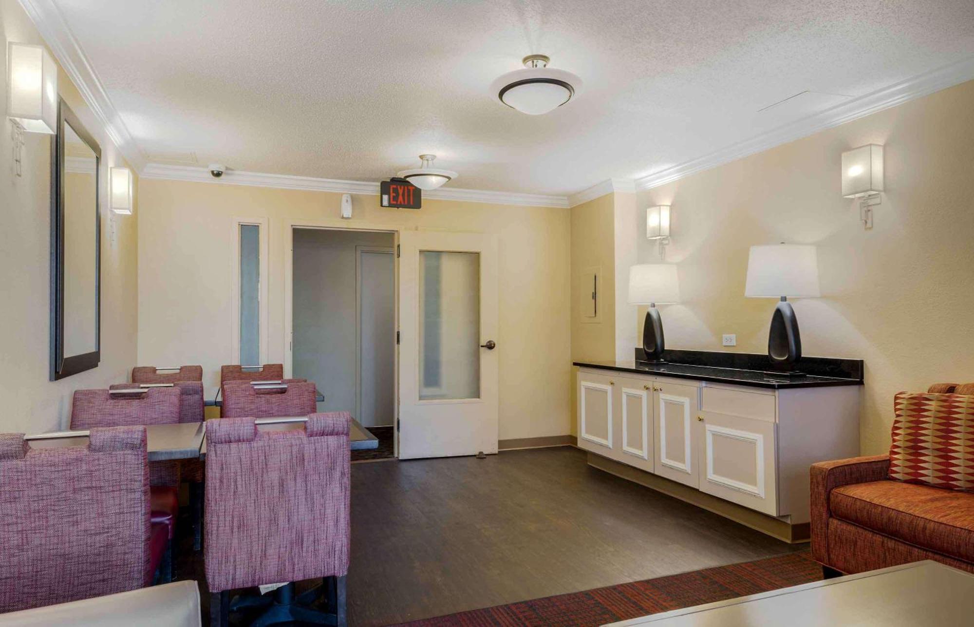 Extended Stay America Suites - Boston - Waltham - 52 4Th Ave Eksteriør bilde
