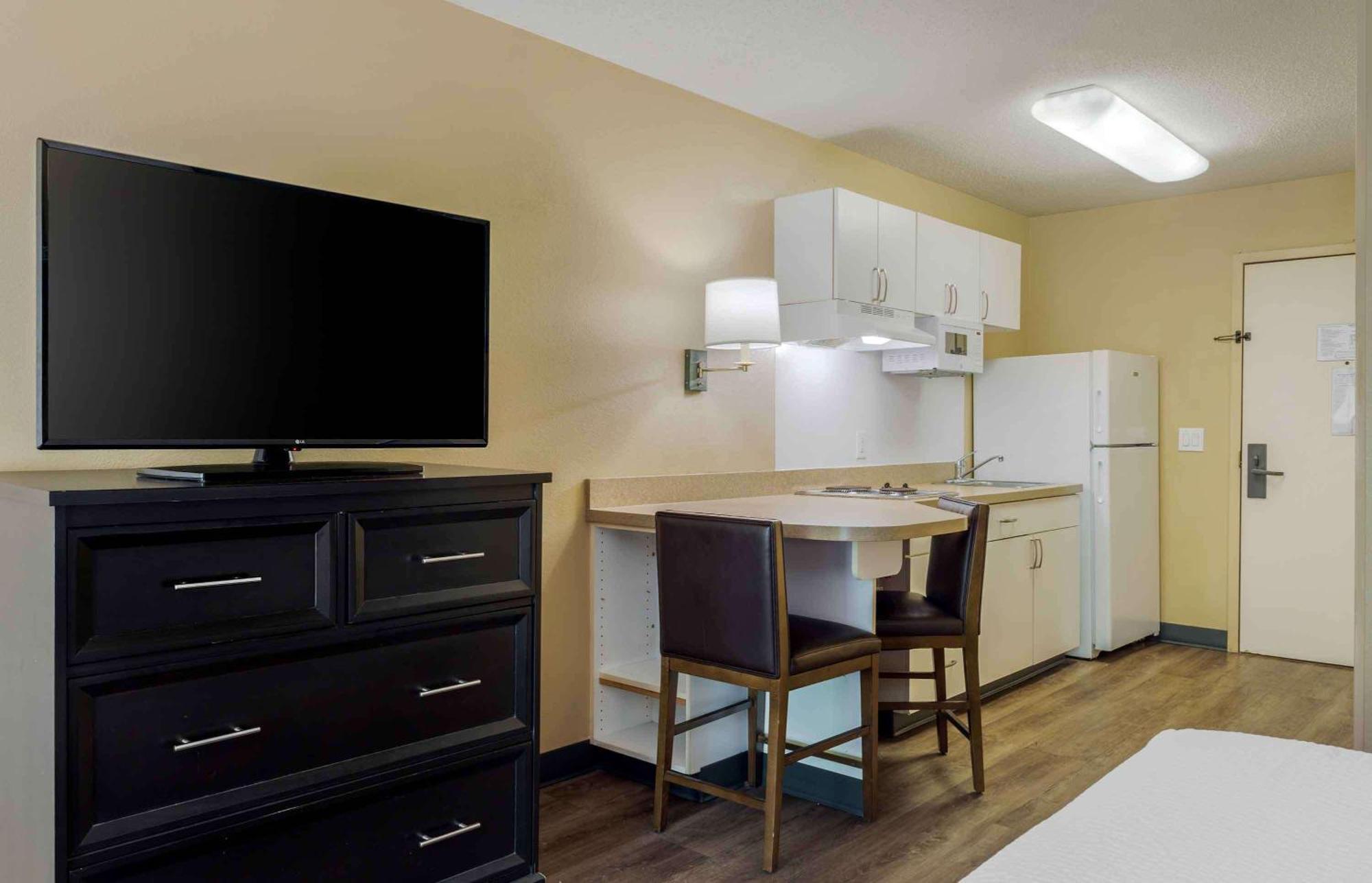 Extended Stay America Suites - Boston - Waltham - 52 4Th Ave Eksteriør bilde
